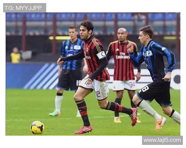 足球历史上最强球星的传奇之路与辉煌成就分析